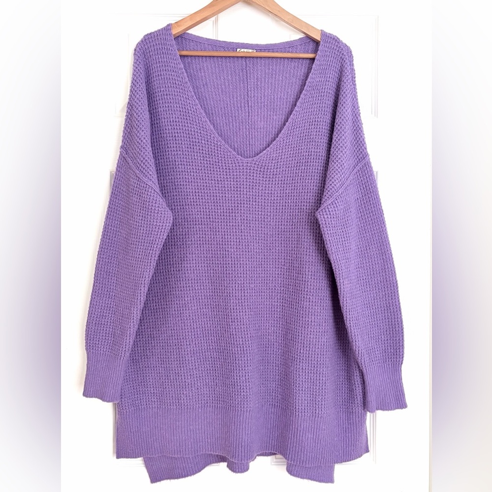 Women’s Lavender V-Neck Waffle Knit Sweater